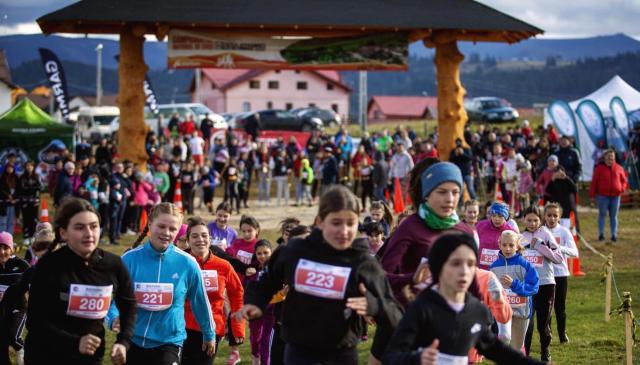 Bucovina Cross Country se adresează atât sportivilor profesioniști, cât și amatorilor pasionați de alergare