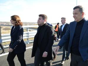 Șoldan, alături de Ciolacu și Grindeanu la inaugurarea primilor 11 kilometri din autostrada A7