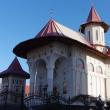 Preotul Viorel Sidoriuc, de la Biserica „Sfânta Treime” Suceava, s-a alăturat Mitropoliei ...
