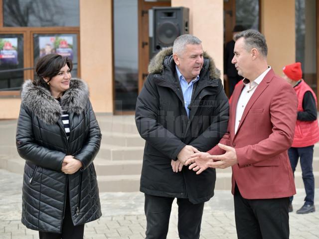 Candidații PSD Suceava pentru Camera Deputaților,  Eugen Bejinariu și Larisa Blanari, s-au întâlnit cu locuitorii din comuna Dornești