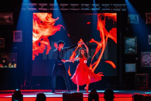 Balul Bobocilor Hurmuzachi - Foto Derevlean Daniel și Strugaru Florin