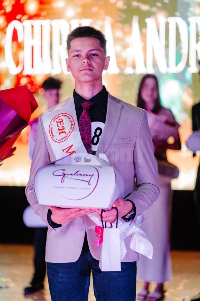 Balul Bobocilor Hurmuzachi - Foto Derevlean Daniel și Strugaru Florin