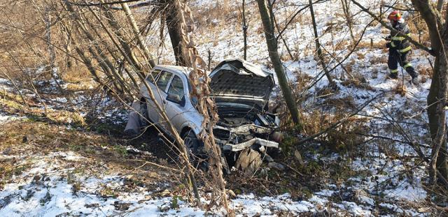 Opelul condus de femeia însărcinată