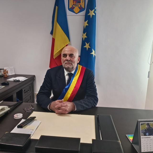 Vasile Rîmbu, noul primar al Sucevei, va avea luni, 18 noiembrie, primele audiențe cu cetățenii municipiului