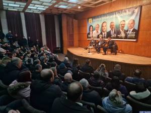 Liderii PNL Suceava s-au întâlnit cu reprezentanții partidului din secțiile de votare