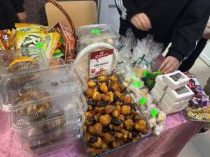 Târgul caritabil „Dăruind puțin, ajuți enorm!”