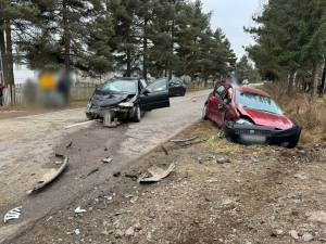 Un bărbat și o femeie, răniți în urma unui accident rutier