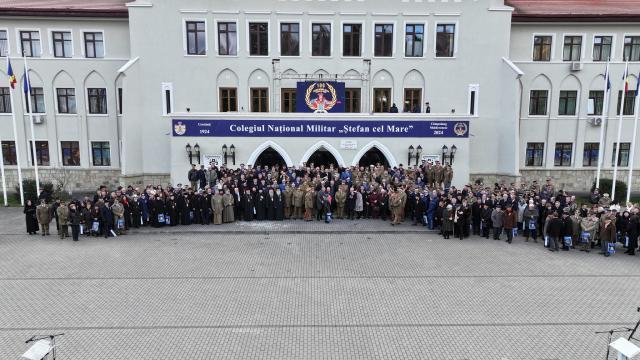 Colegiul Național Militar „Ștefan cel Mare”, la centenar. Foto: elev caporal Matei Trofin, elev Iustina Elena Lehaci