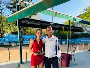 Maya Rotari alaturi de antrenorul Felix Donath