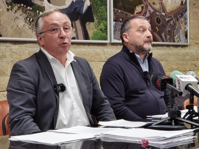 Viceprimarul Dan Ioan Cușnir despre problemele de la coborâre pe la Grupul Școlar:  „S-a spus că șoferii merg prea tare sau că nu au cauciucuri de iarnă ...”