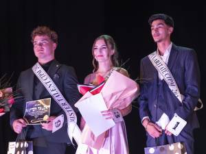 Miss și Mister Talent - Pînzariu Iasmina (IX E) și Sali Eric (IX B învățământ profesional)