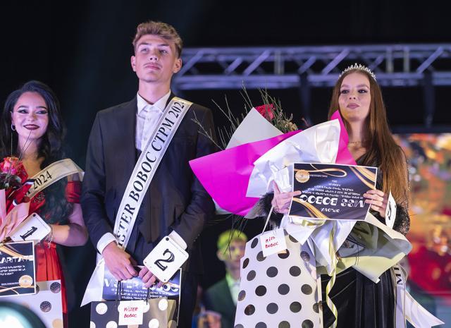 Titlurile de Miss și Mister Boboc la Colegiul Tehnic „Petru Mușat” au fost câștigate de Andreea Onofrei și Flaviu Crețu