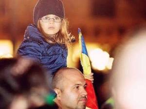 Deputatul Emanuel Ungureanu îi îndeamnă pe suceveni să voteze cu Elena Lasconi, „să nu fi trecut degeaba ultimii 10 ani de lupte cu un sistem corupt și ticălos”