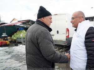 Alexandru Băișanu alături de echipa SOS Suceava a fost în campanie în Fălticeni