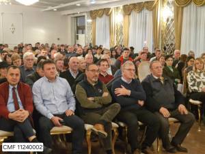 Gheorghe Flutur, Ioan Balan și Bogdan Gheorghiu au participat la o întâlnire cu peste 300 de persoane pentru susținerea lui Nicolae Ciucă