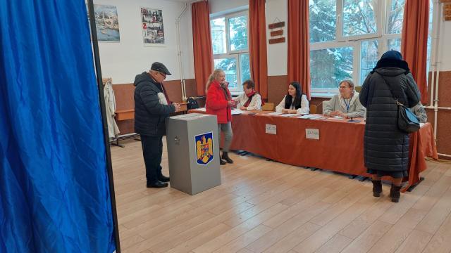 Prezența la vot în județul Suceava, la primul tur al alegerilor prezidențiale de duminică, a fost de 43,10%