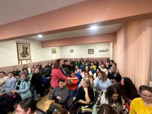 ,,Educația parentală”, activitate desfășurată la Școala Gimnazială ,,Miron Costin” Suceava