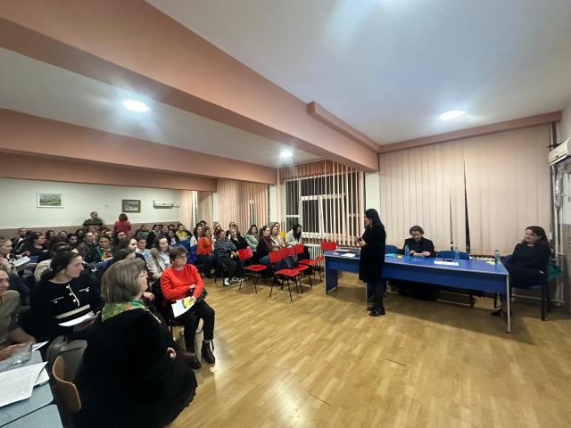 ,,Educația parentală”, activitate desfășurată la Școala Gimnazială ,,Miron Costin” Suceava