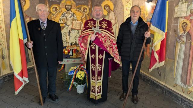 Slujbă de pomenire pentru sufletele eroilor români, la Monumentul „Turnul Unirii”