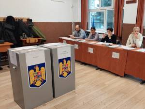 Peste 33 la sută prezența la vot în județul Suceava, față de peste 35 la sută media națională