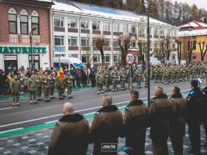 Locuitorii din Vatra DOrnei au avut parte de o frumoasă paradă militară