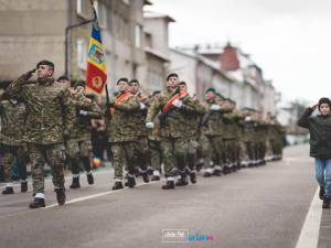 Locuitorii din Vatra Dornei au avut parte de o frumoasă paradă militară