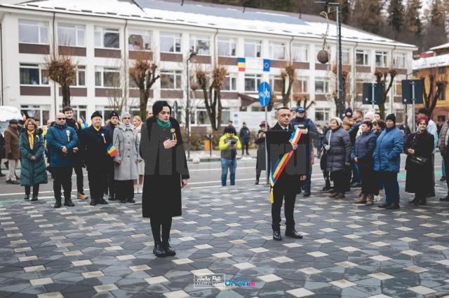 Locuitorii din Vatra DOrnei au avut parte de o frumoasă paradă militară