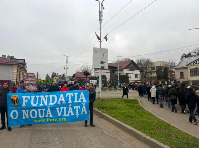 Fundația Umanitară „O Nouă Viață” a organizat, la Siret, Marșul „Egal e Normal”, ediția a XIII-a