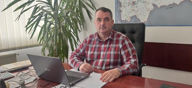 Doctorul Sorin Mihai Voloșeniuc, directorul executiv al Direcției Sanitar Veterinare și pentru Siguranța Alimentelor (DSVSA) Suceava