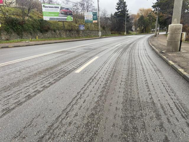 Microfrezarea sensului de coborâre de pe Calea Unirii