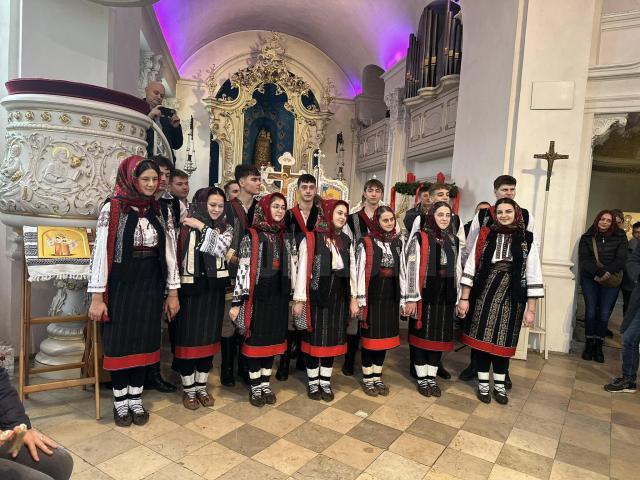 Grupul vocal-tradițional „Ai lui Ștefan, noi oșteni” a concertat în Germania