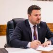 Primarul Bogdan Loghin îi invită pe copiii din Rădăuți să împodobească „Bradul ...