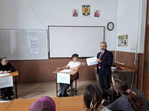 Ziua Internațională a Drepturilor Omului, marcată la Colegiul „E. Hurmuzachi” din Rădăuți