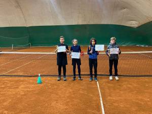 Micii tenismeni din Fălticeni, din nou pe podium la Turneul Campionilor sistem M.P.G. desfășurat la Cluj și București