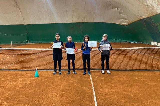 Micii tenismeni din Fălticeni, din nou pe podium la Turneul Campionilor sistem M.P.G. desfășurat la Cluj și București