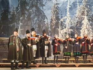 220 de colindători, în special copii și tineri din întreg județul, au participat la Concertul extraordinar „Colinde”, ediția a XVI-a