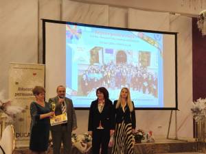 Proiectul „Repere pentru viață”, realizat de Colegiul „Eudoxiu Hurmuzachi”, premiat la Gala Dialogul Proiectelor Educative - 2024