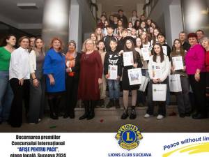 Lions Club Suceava i-a premiat pe cei mai talentați elevi care au participat la Concursul internațional „Afișe pentru pace”