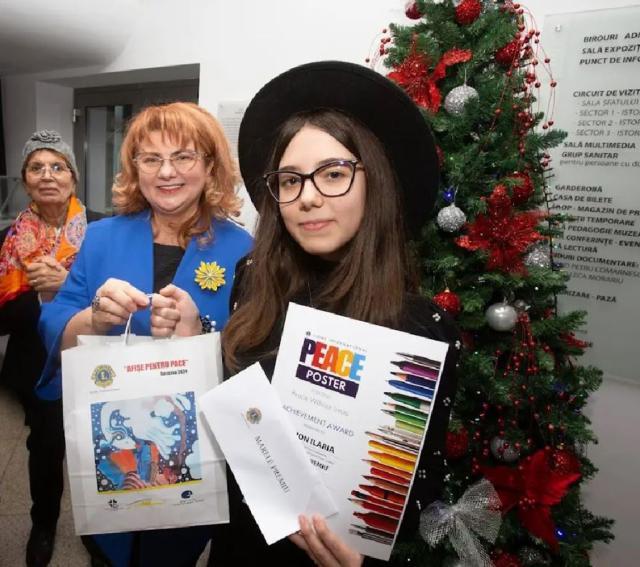 Lions Club Suceava i-a premiat pe cei mai talentați elevi care au participat la Concursul internațional „Afișe pentru pace”