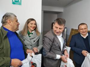 Bucurie mare adusă de ASFOR în sufletele a 130 de copii cu nevoi speciale, în preajma Crăciunului 4