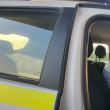 BMW-ul cu care un șofer fără permis a fugit de polițiști, la Cumpărătura, ridicat după ...