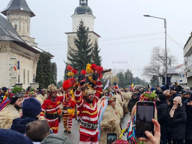 Festivalul Internațional „Obiceiuri de iarnă”