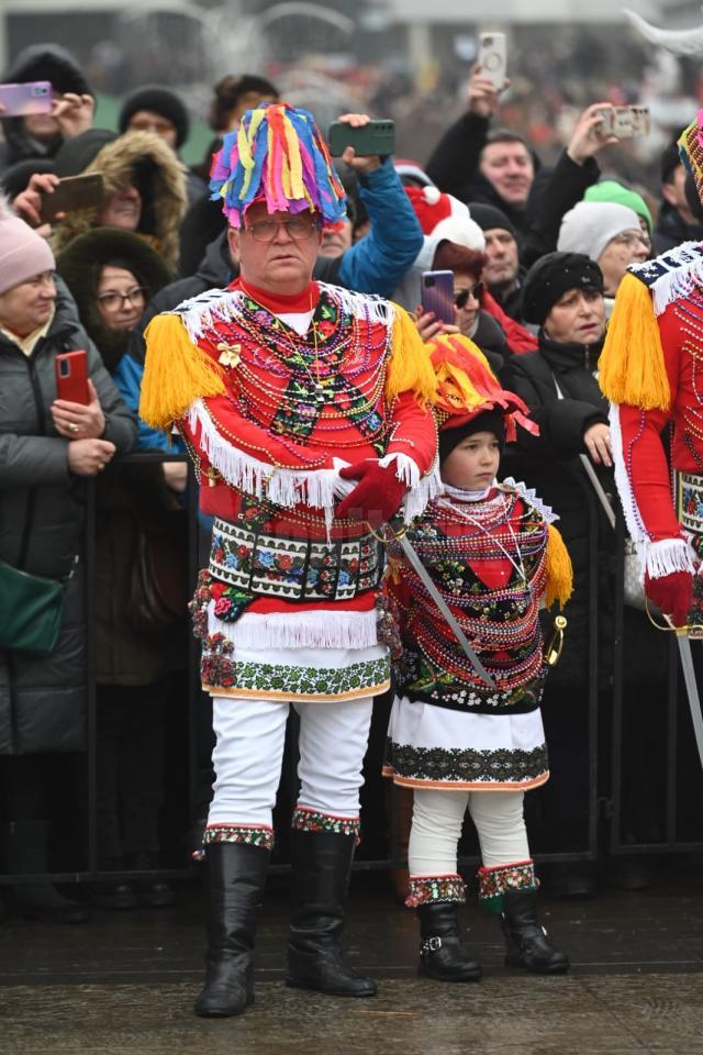 Festivalul Internațional „Obiceiuri de iarnă”