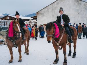 „Parada Cailor și a portului popular”