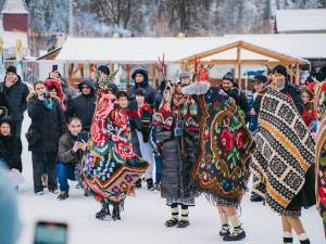 „Parada Cailor și a portului popular”