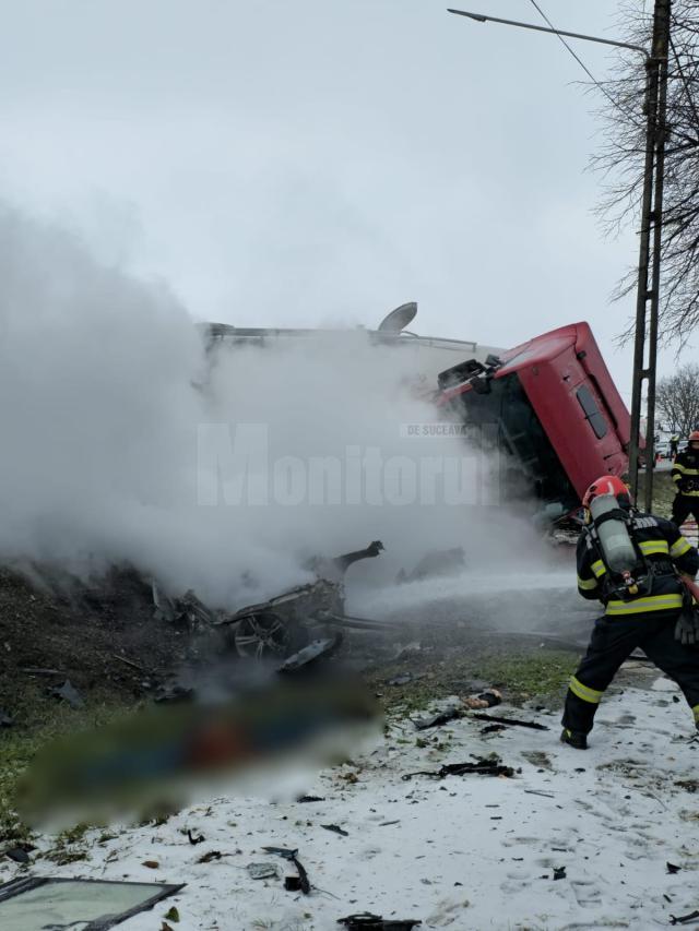 Au venit acasă, din Germania, pentru a-și vedea rudele și au sfârșit toți trei pe E 85