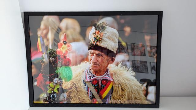 Ziua Artei Fotografice, marcată la Galeria „Zamca” printr-o expoziție realizată de membrii Clubului Fotografilor Suceveni