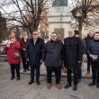 Vicepreședintele CJ Suceava, Nicolae Robu a depus o jerbă de flori la bustul lui Mihai Eminescu din Suceava