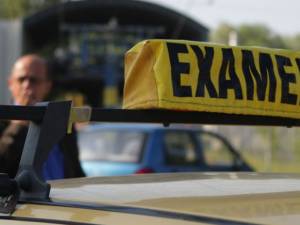 Câte o zi în fiecare lună pentru proba practică a examenului pentru permisul auto, la Fălticeni, Câmpulung Moldovenesc și Rădăuți