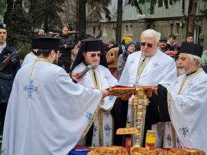 Ziua Unirii Principatelor, 24 ianuarie, sărbătorită la Suceava cu ceremonii militare, religioase, depuneri de coroane și Hora Unirii